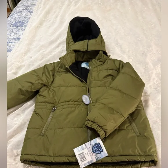 Whales Tail Girl’s Youth Olive Green Hooded Puffer Jacket, Sz medium, NWT. - Picture 1 of 11